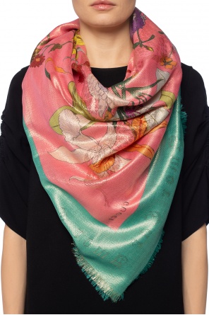 Patterned shawl with fringes, zdjęcie 2 Patterned shawl with fringes od Gucci